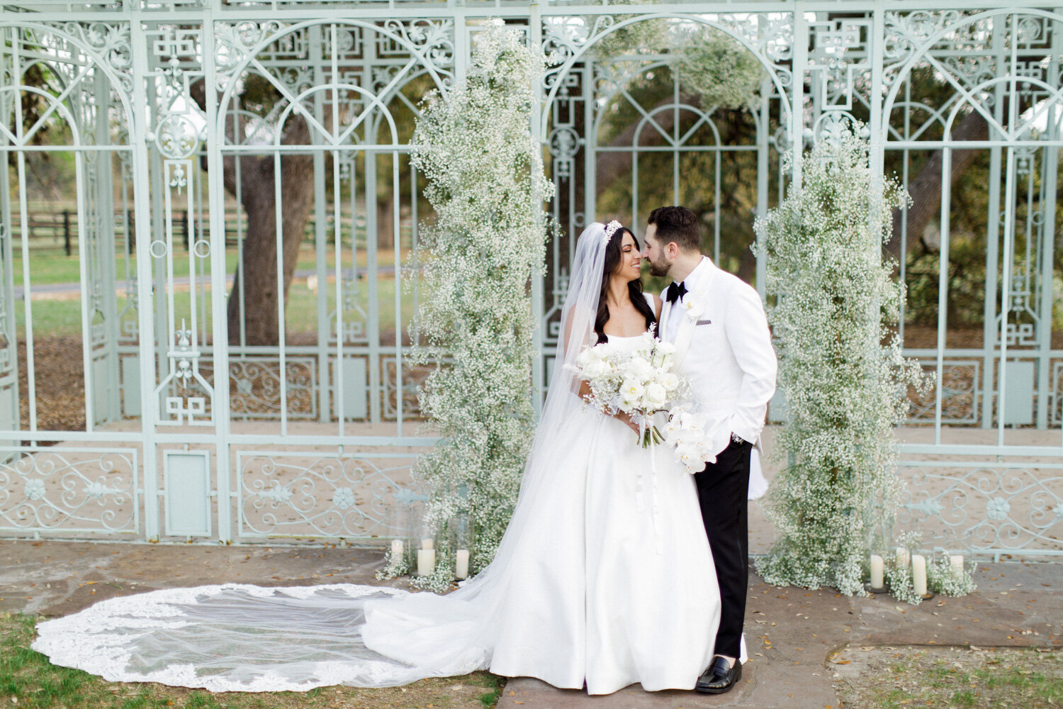 Ashley-and-Aaron-Dream-Wedding-Venue-in-Texas-28