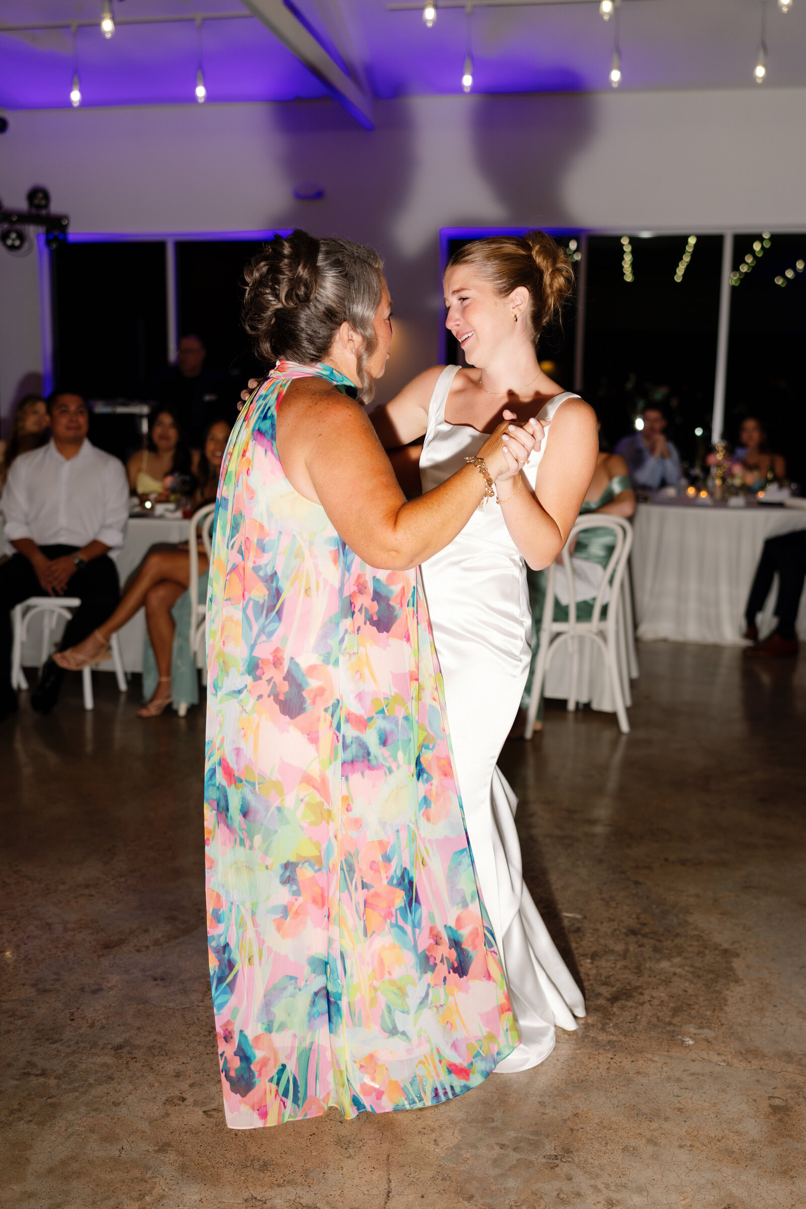graysencameron_forever5wedding_stillsbytrinity-206