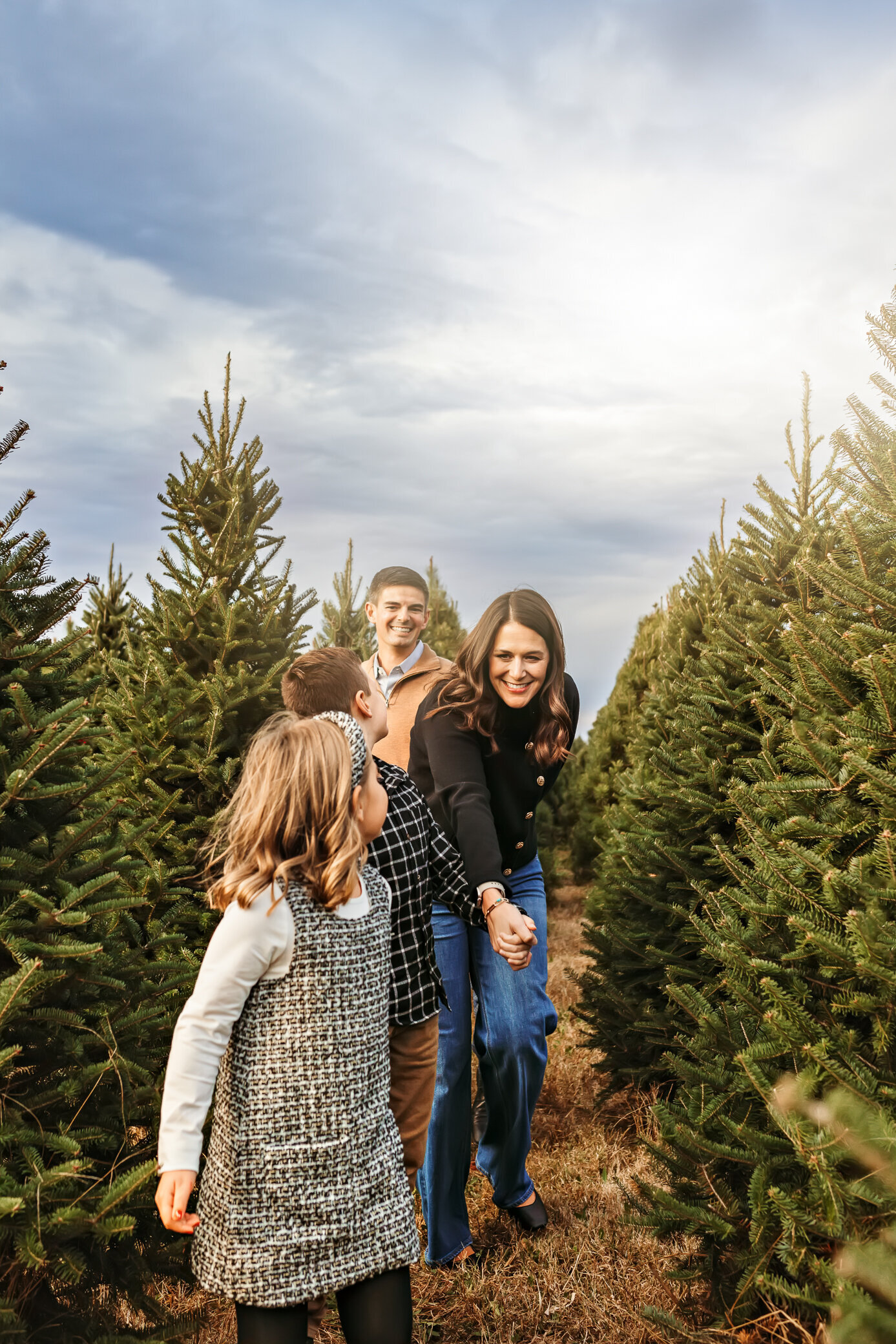 christmas-holiday-tree-farm-dulls-tree-farm-photography-nightingale-and-willow-photography (50 of 166)