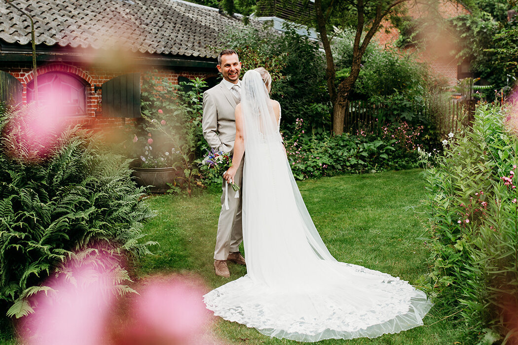 druivelaar, trouweninprincenhage, trouwenmetkinderen, regenopjebruiloft, trouweninderegen, trouwfotograafbrabant, halderberge, strijbeek, zundert, rucphen