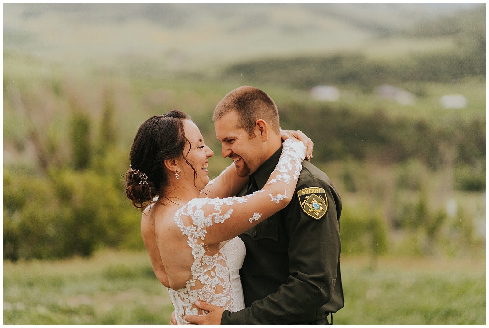 WEDDING-TWIN-FALLS-IDAHO-PHOTOGRAPHER-LUXURY-COTTAGE-CORE-WEDDING_0016