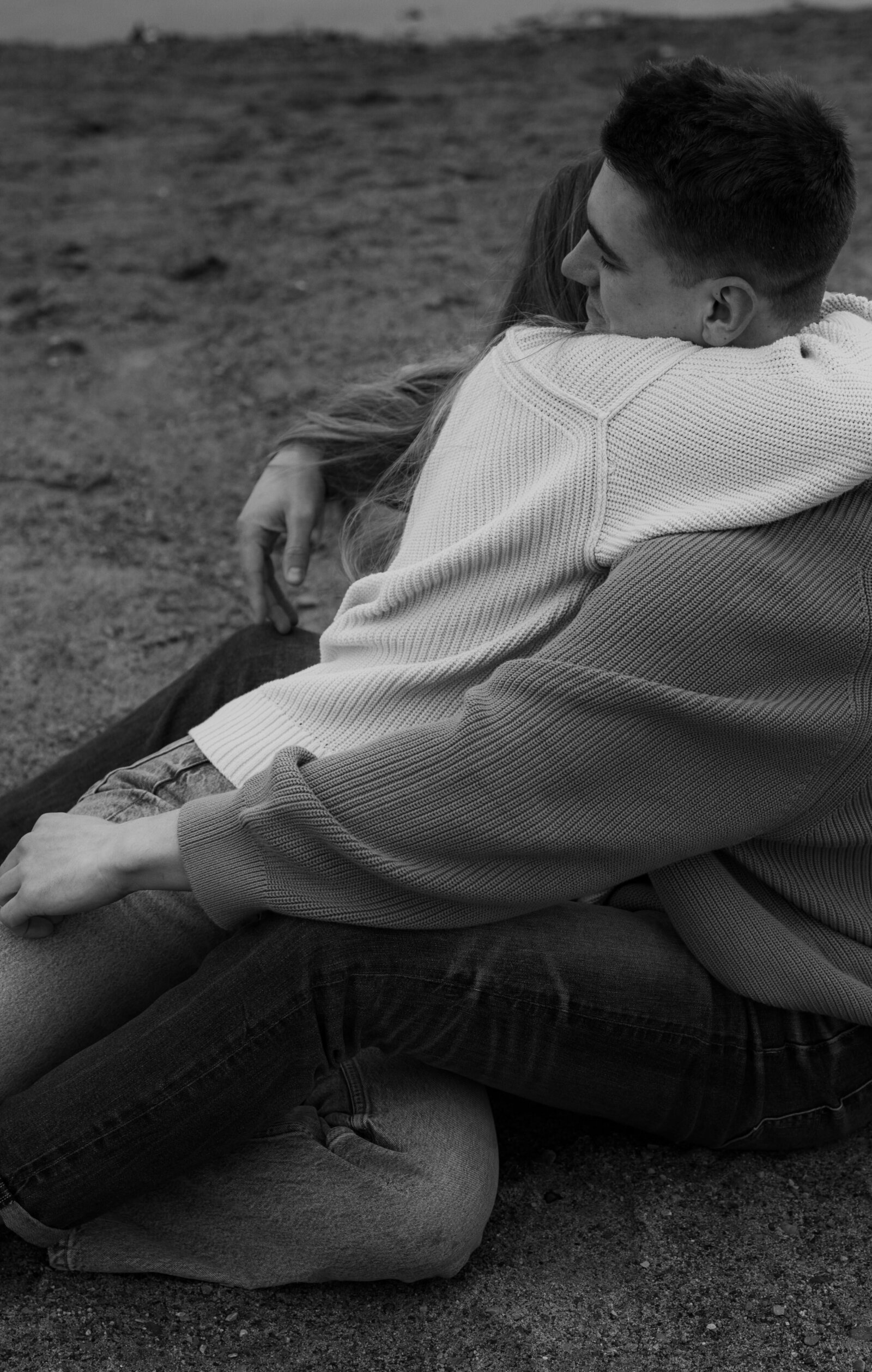 knits-beach-chilly-engagement-47