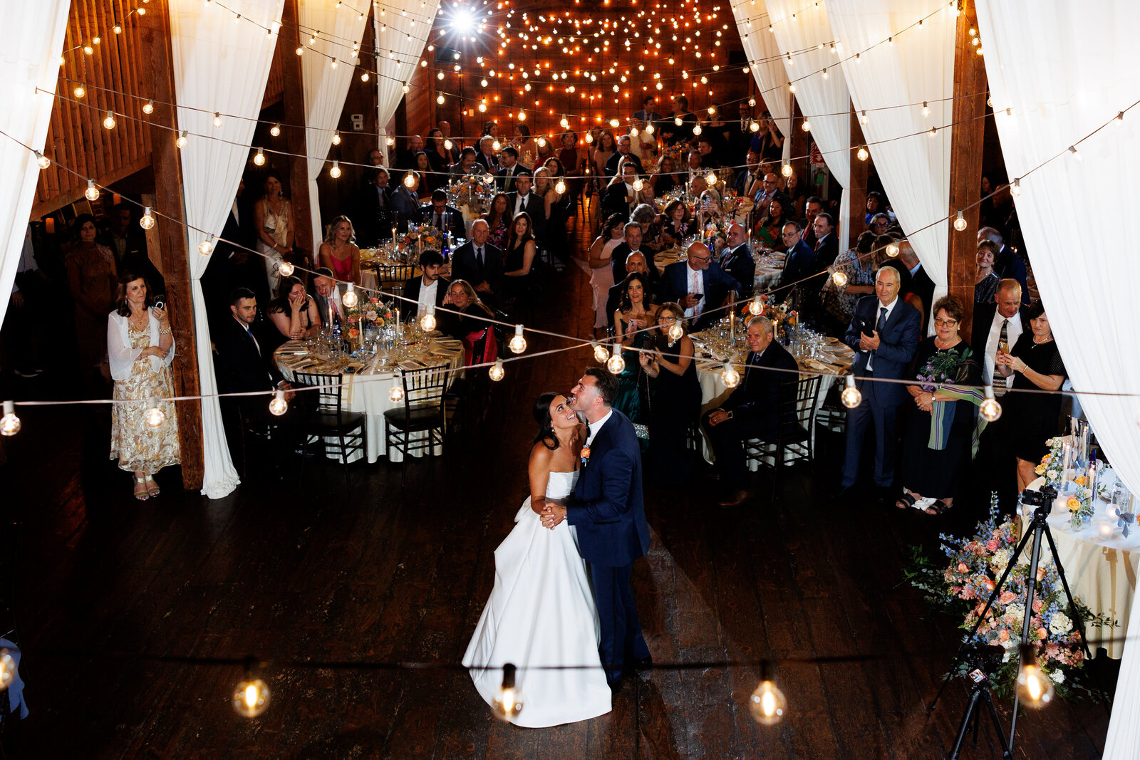 barns-wesleyan-hills-wedding-photos-1