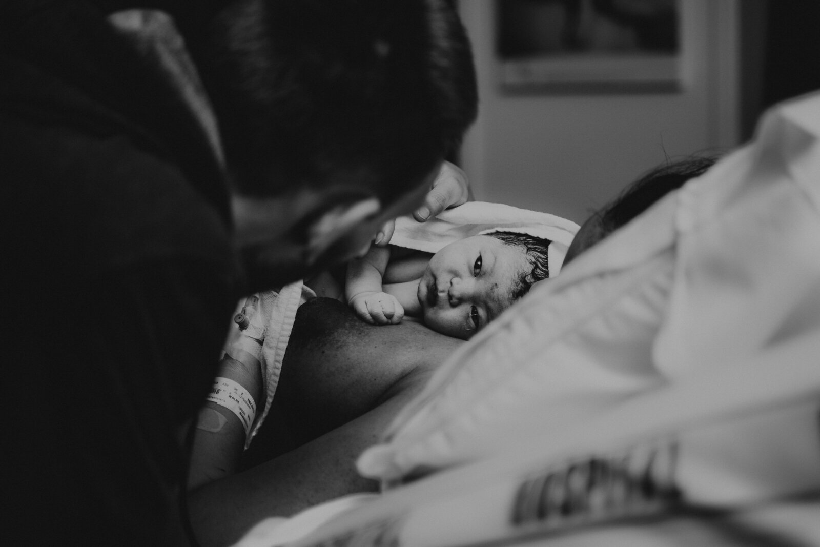 Tauranga-photography-birth-hospital-babygirl-146-2