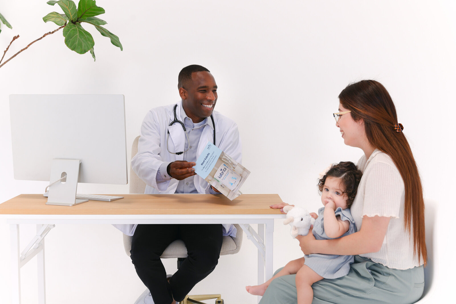Chelsea Loren Lifestyle Medical Marketing Photography Healthcare Brand Kabrita Baby Formula