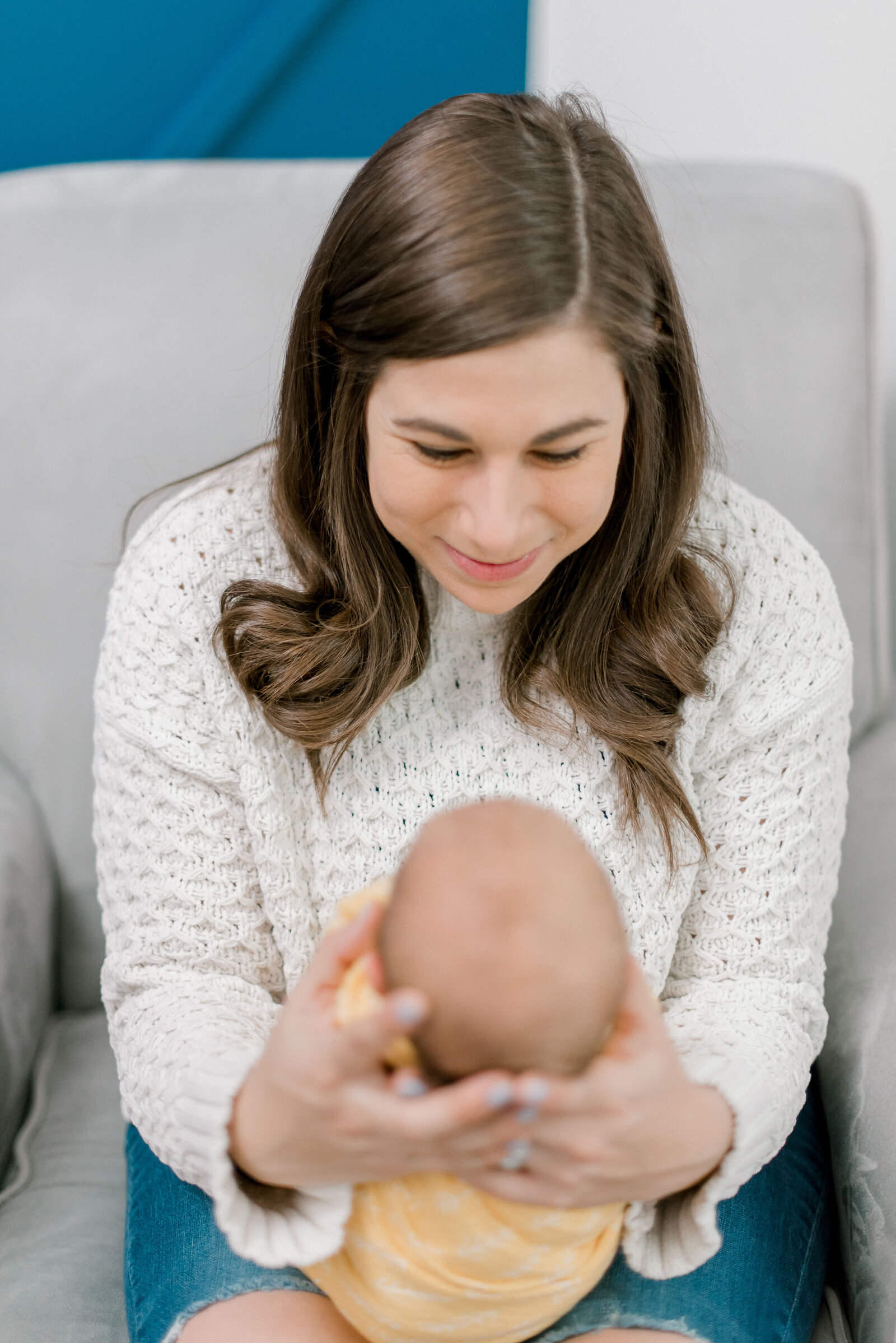 Charlotte-Newborn-Photographer-North-Carolina-Bright-and-Airy-Alyssa-Frost-Photography-In-Home-Family-Session-3