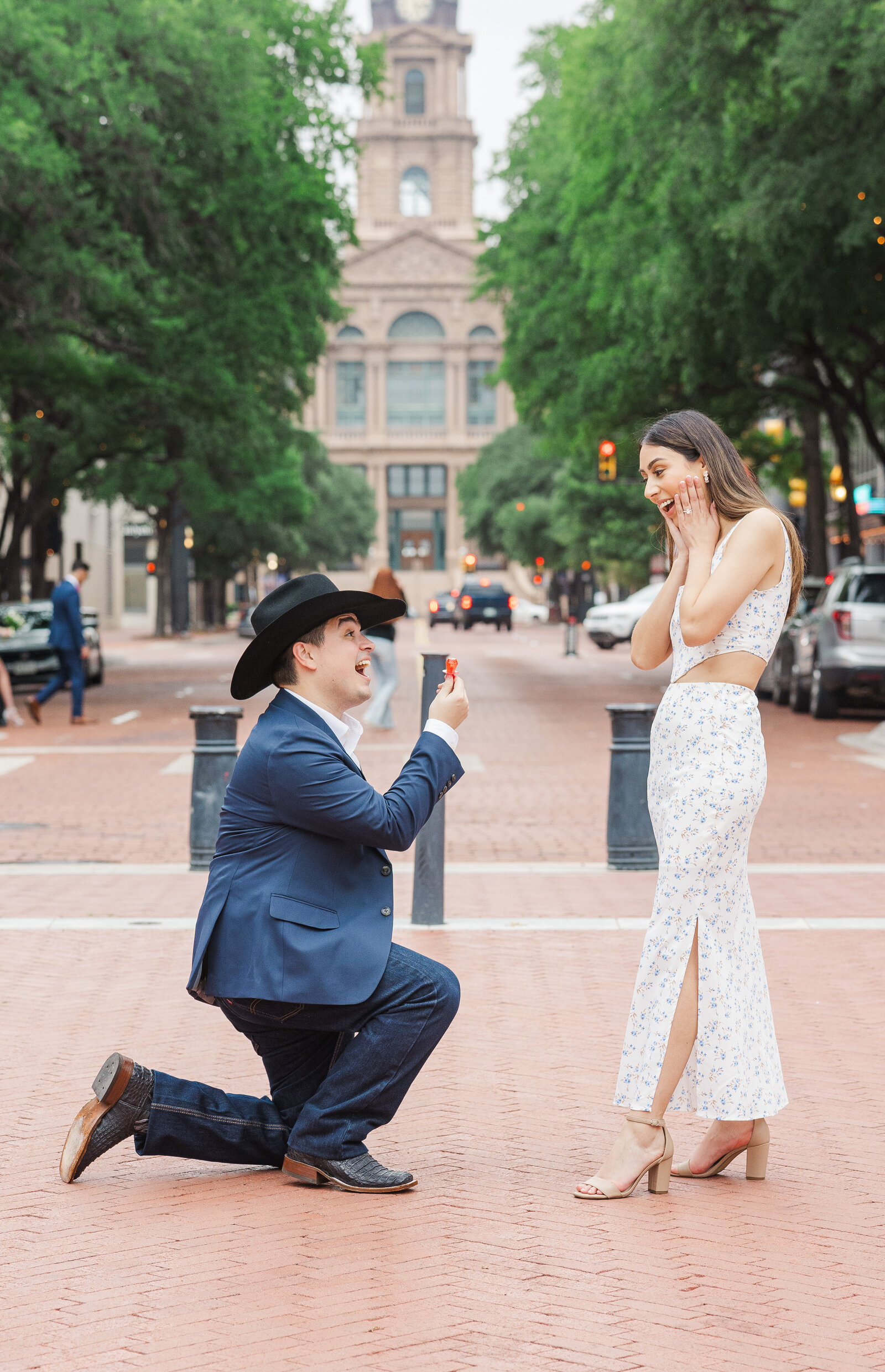 Dallas-unique-engagement-photographer