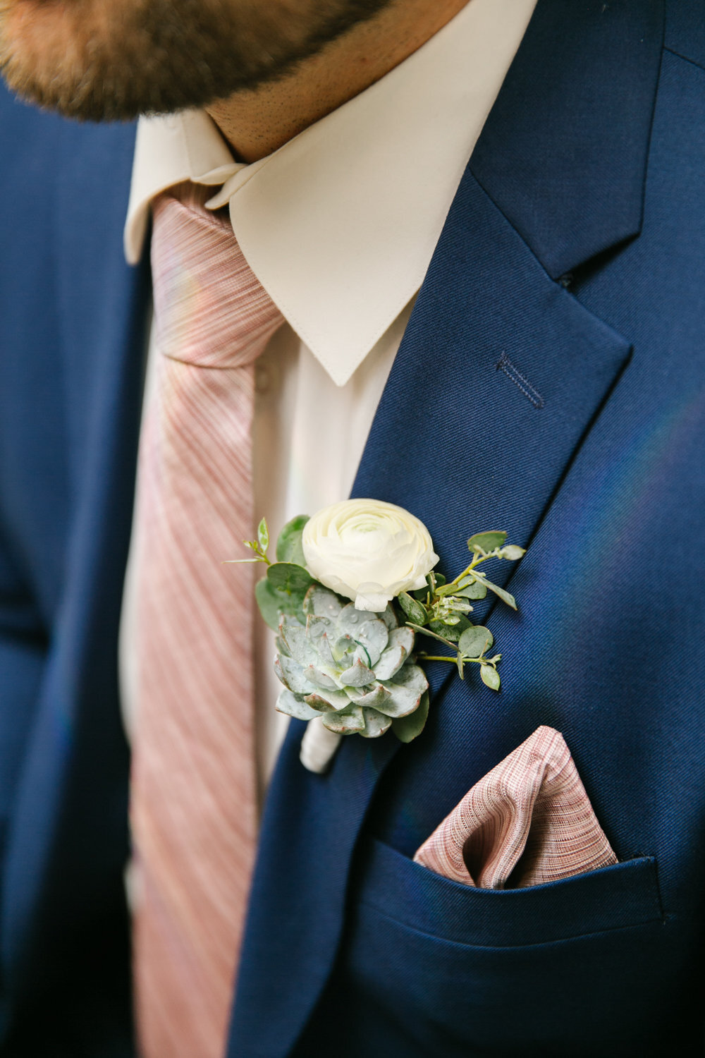 groom-boutineer-the-villa-wedding