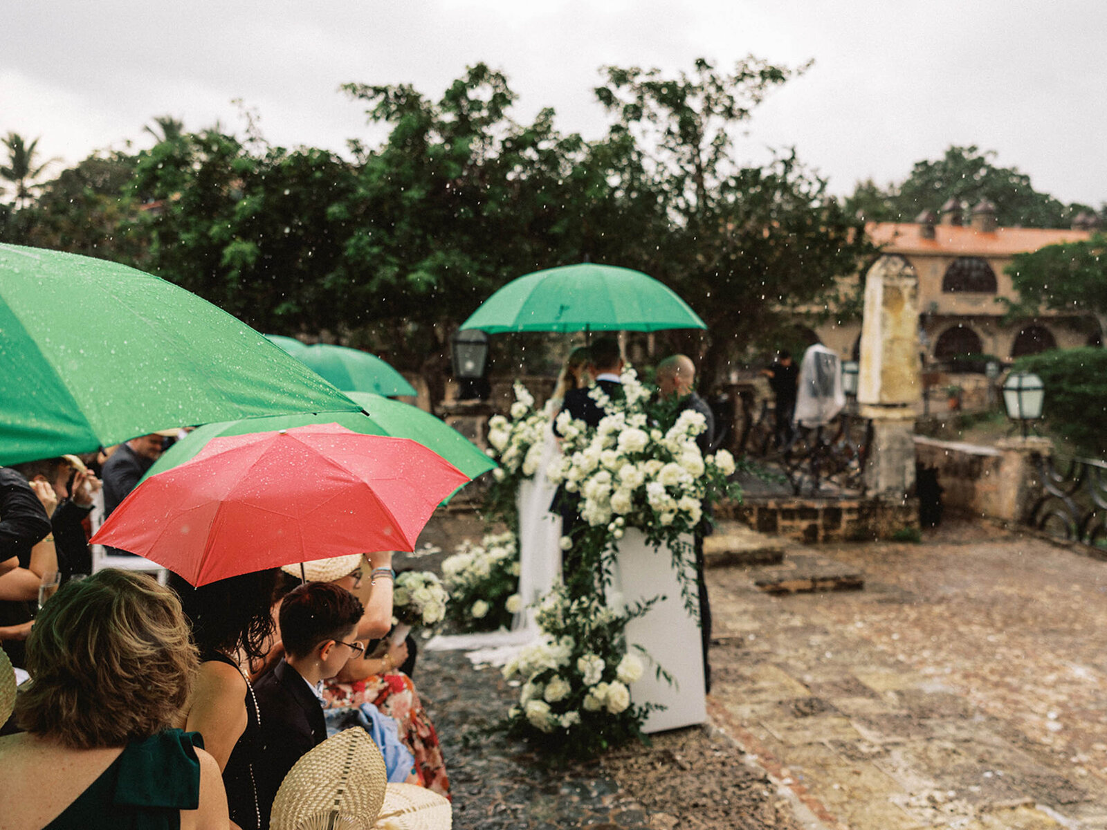 Altos-de-chavon-casa-de-campo-resort-dominican-republic-wedding-asia-pimentel-photography-L+L-37