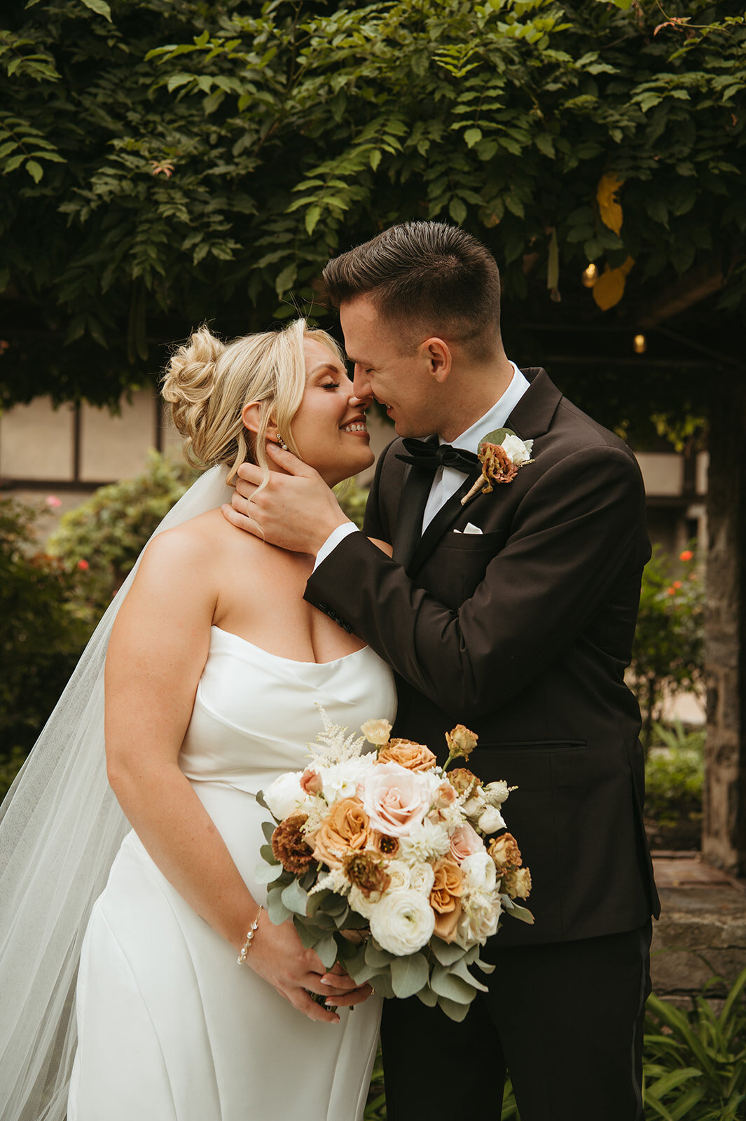 amberworks-floral-design-st-clements-castle-portland-ct-7