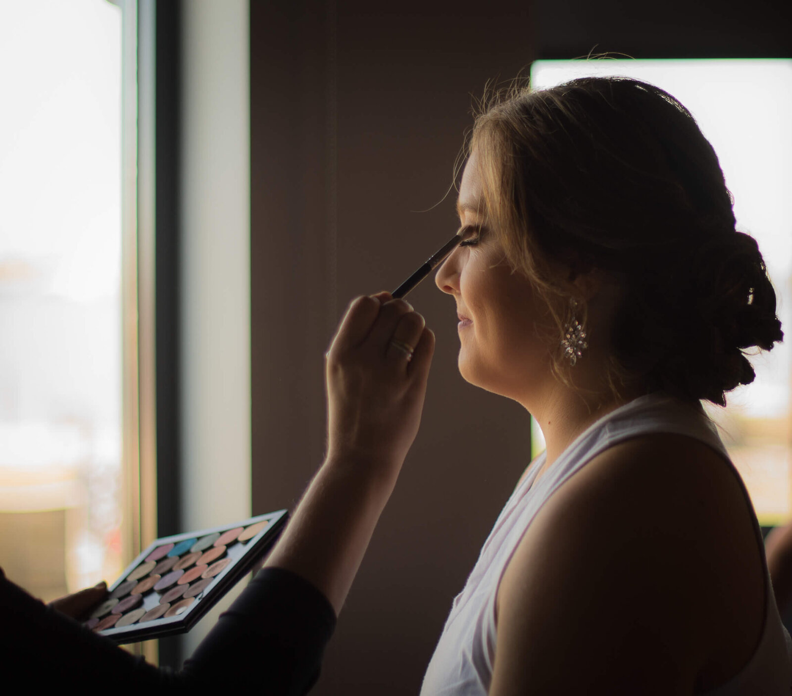 wedding-makeup-artist-mankato-mn-boho-glow-studio