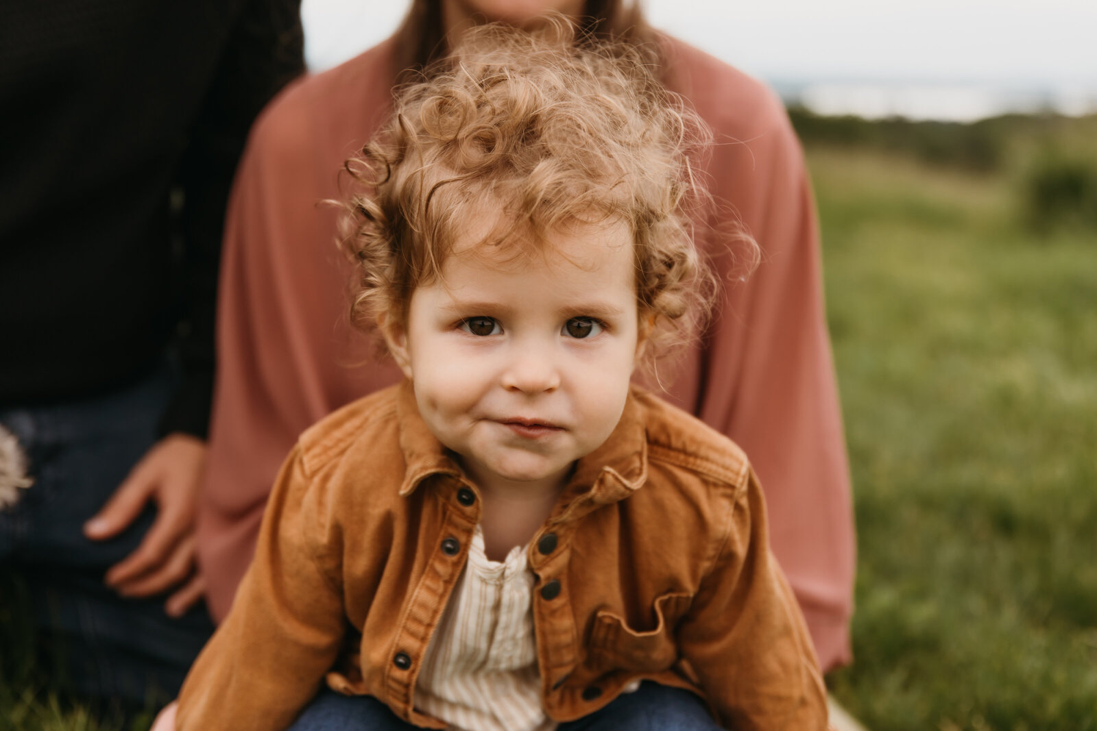 seance photo nouveau ne a domicile - photographe famille lifestyle thonon - vanessa amiot
