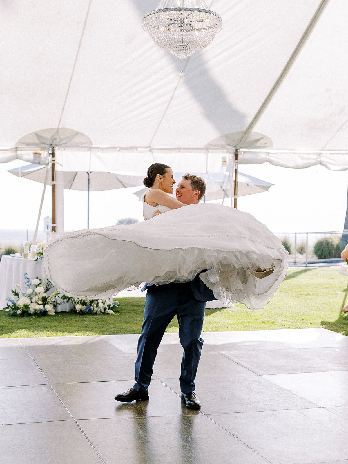 dolphin-bay-Wedding-Photos-394_websize (1)