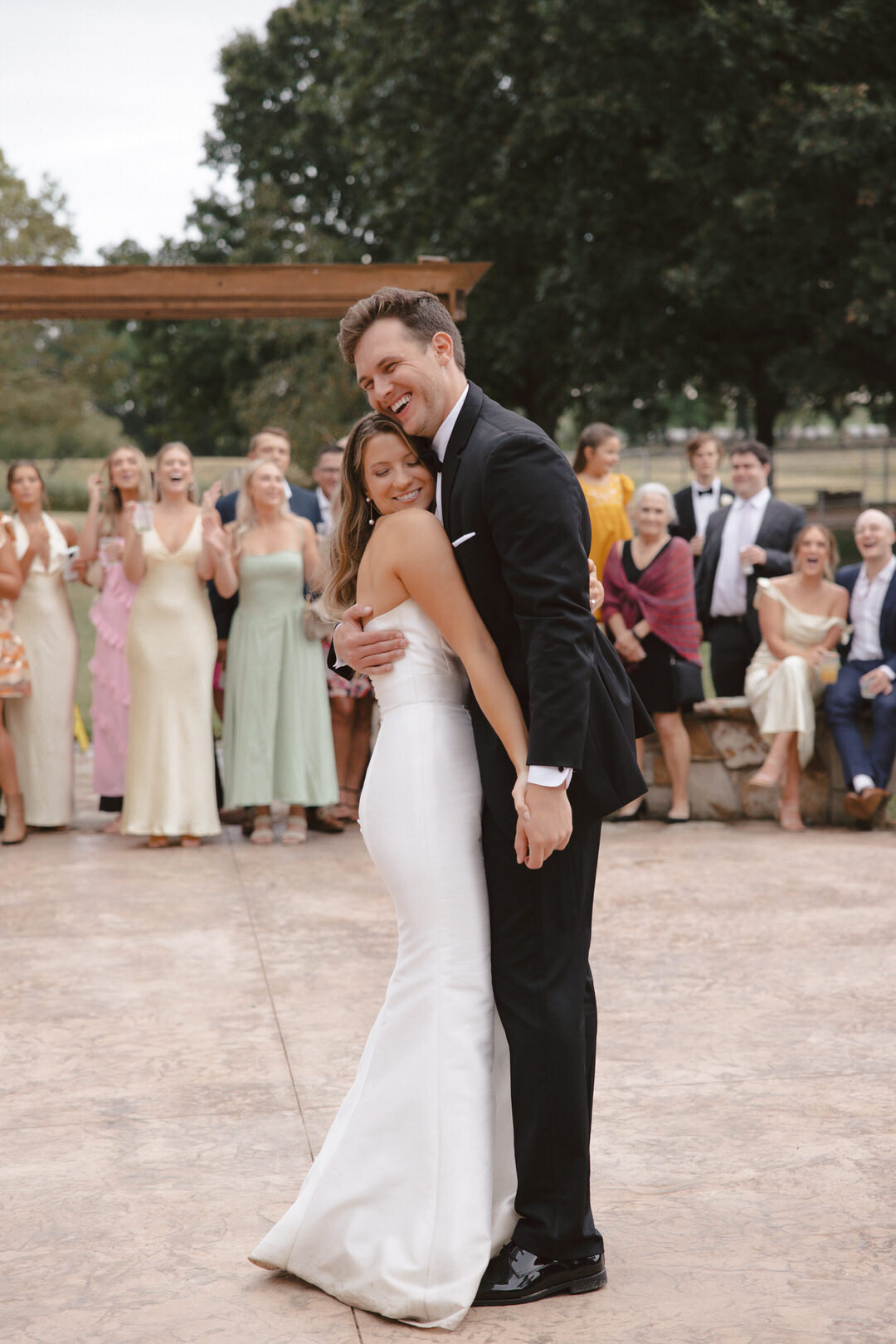 reuben-wedding-teasers-prairie-hill-vineyard-kayxbee-129