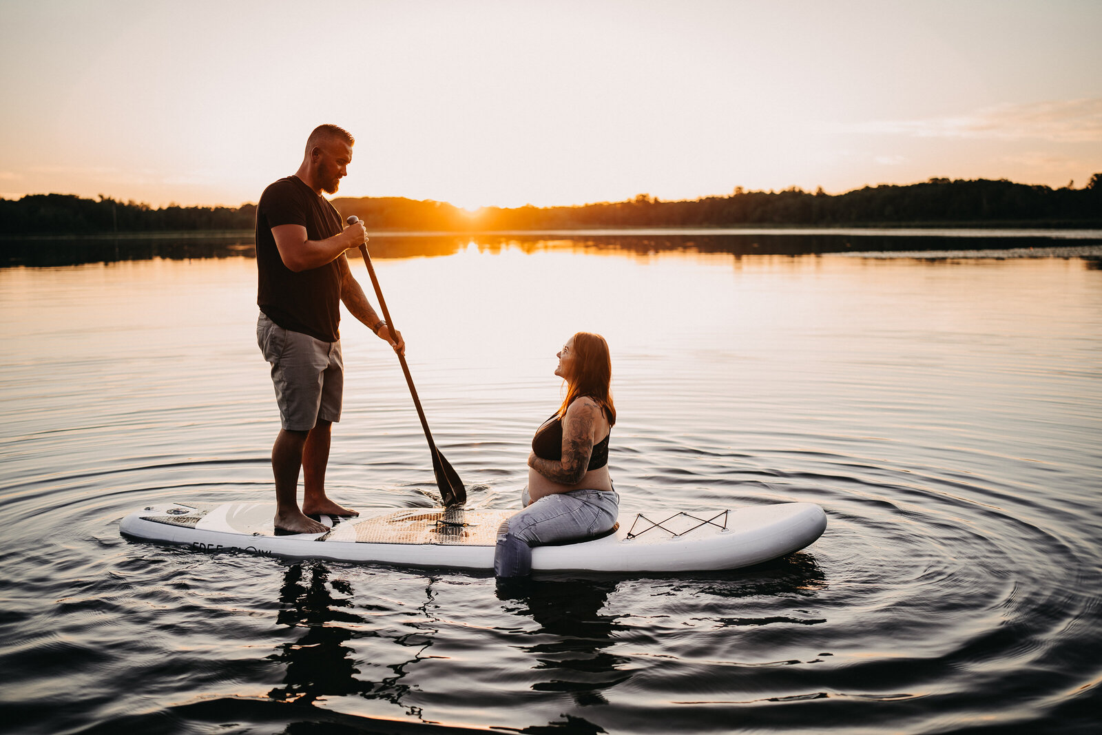 Lakeside sunset golden hour maternity photos