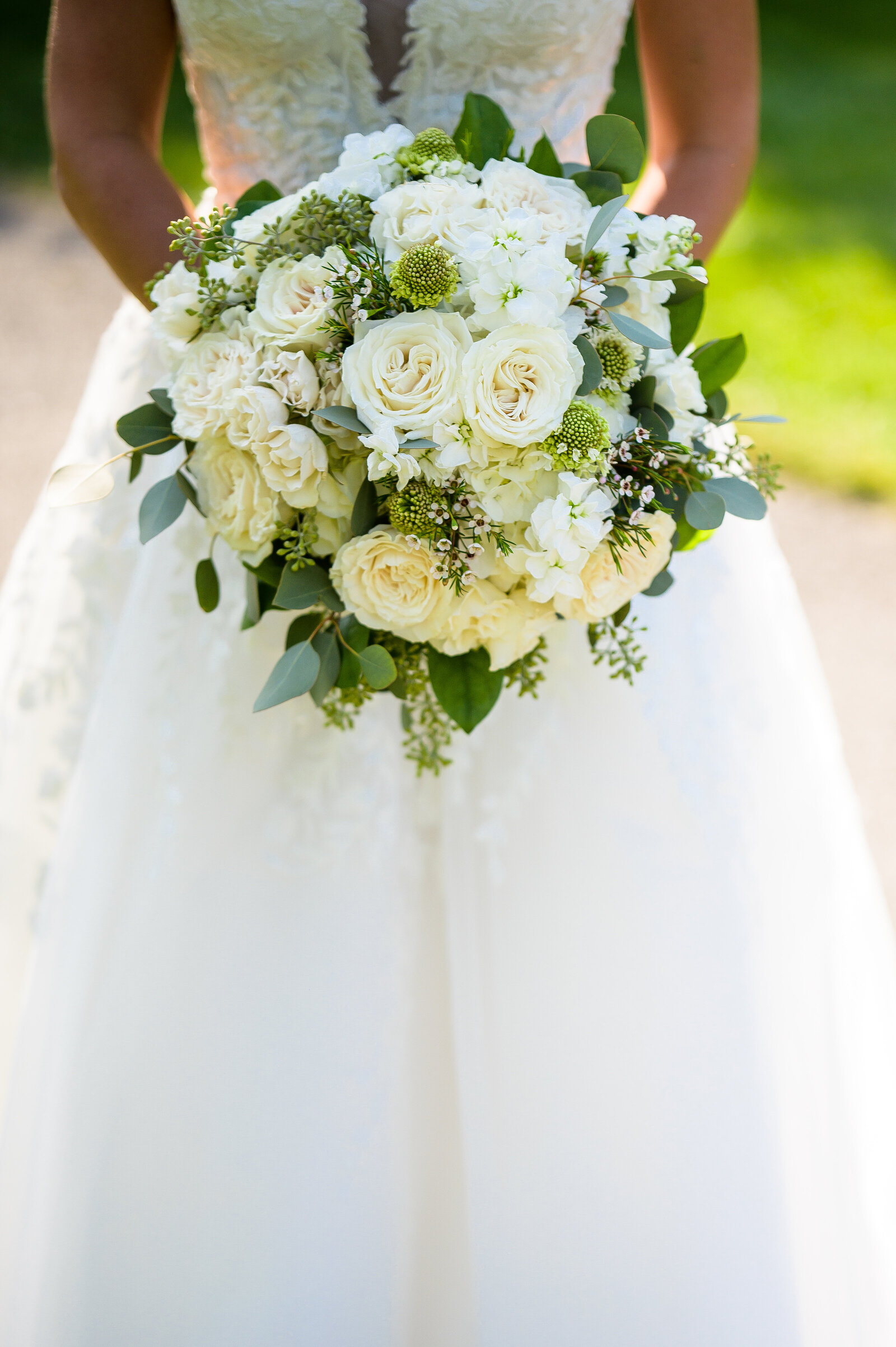 Alyssa and Mike - Deerfield Country Club Wedding - Love and Legacy Studios-4