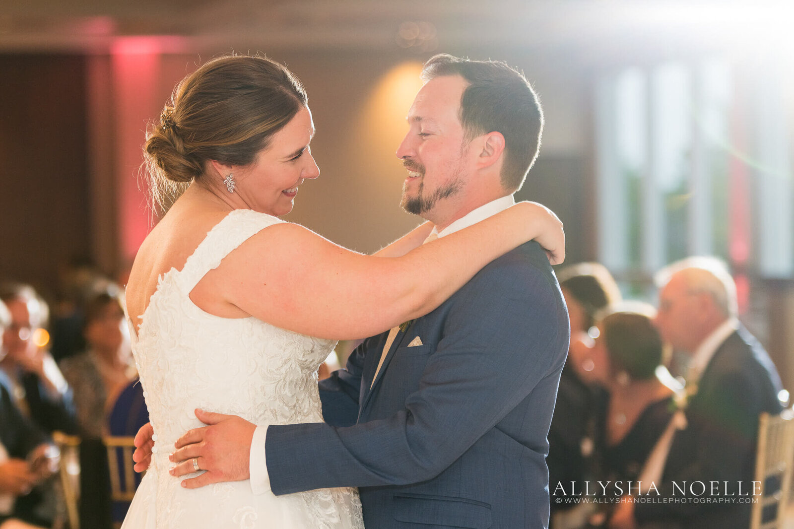 Wedding-at-River-Club-of-Mequon-763