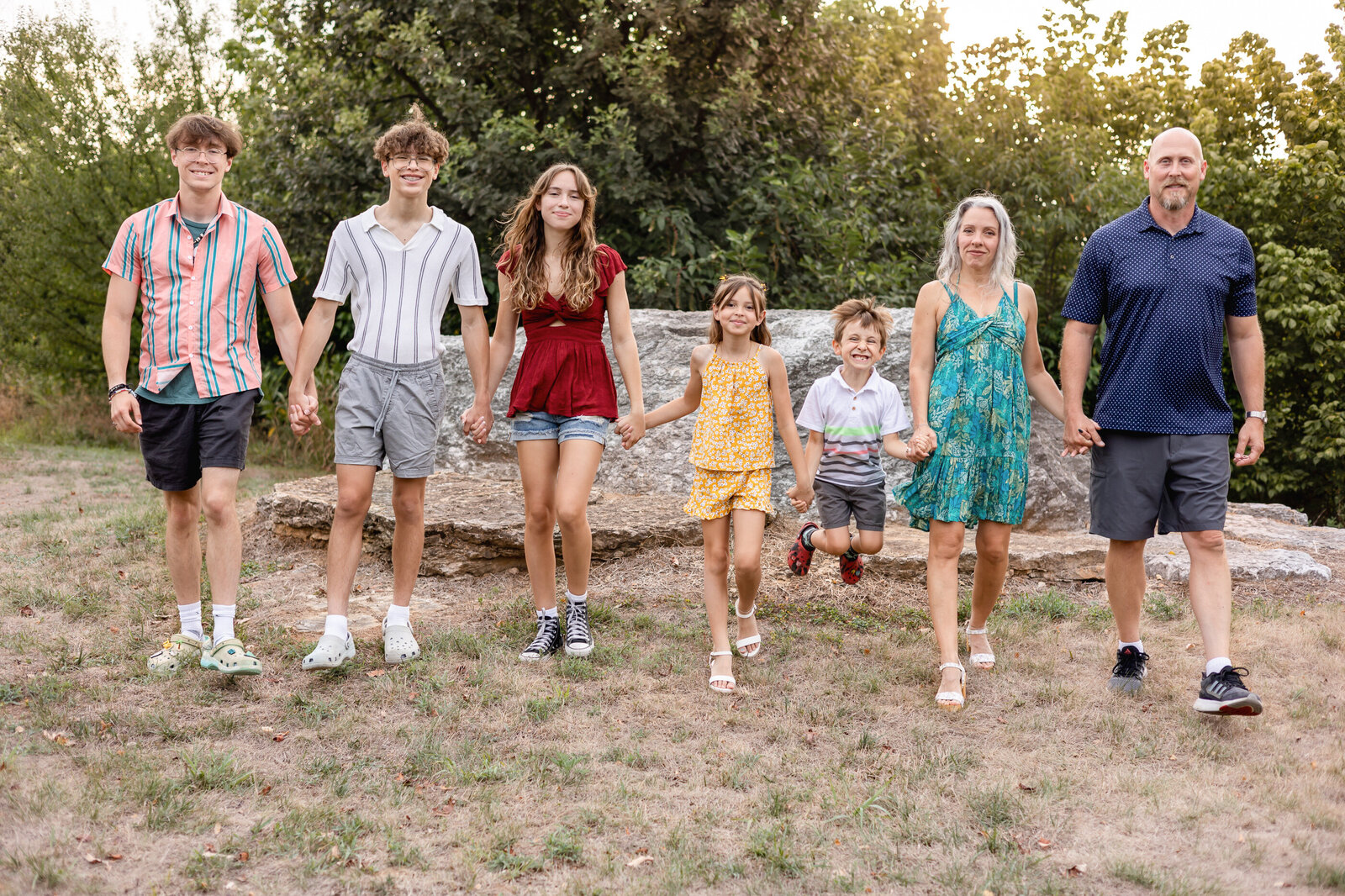 outdoor-family-photography-session-Frankfort-KY-photographer-golden-hour-3