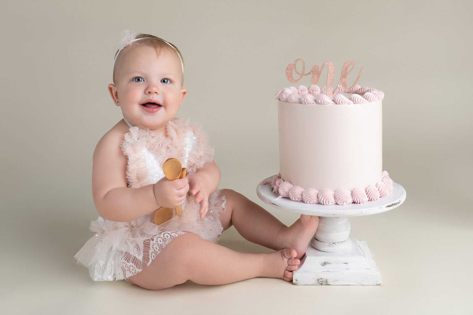 Meredith's First Birthday Cake Smash-March 2025-Sabrina Baxter Photography-Houston Photographer-62-E
