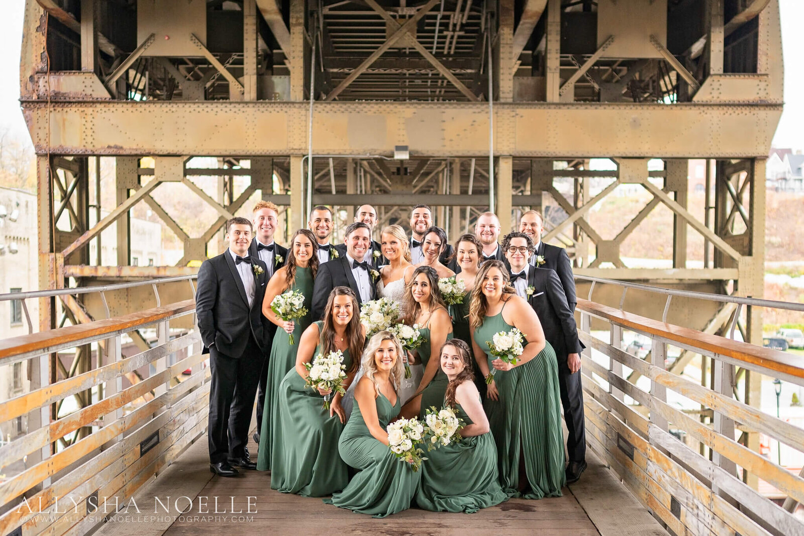 Wedding-at-The-Factory-on-Barclay-in-Milwaukee-0528