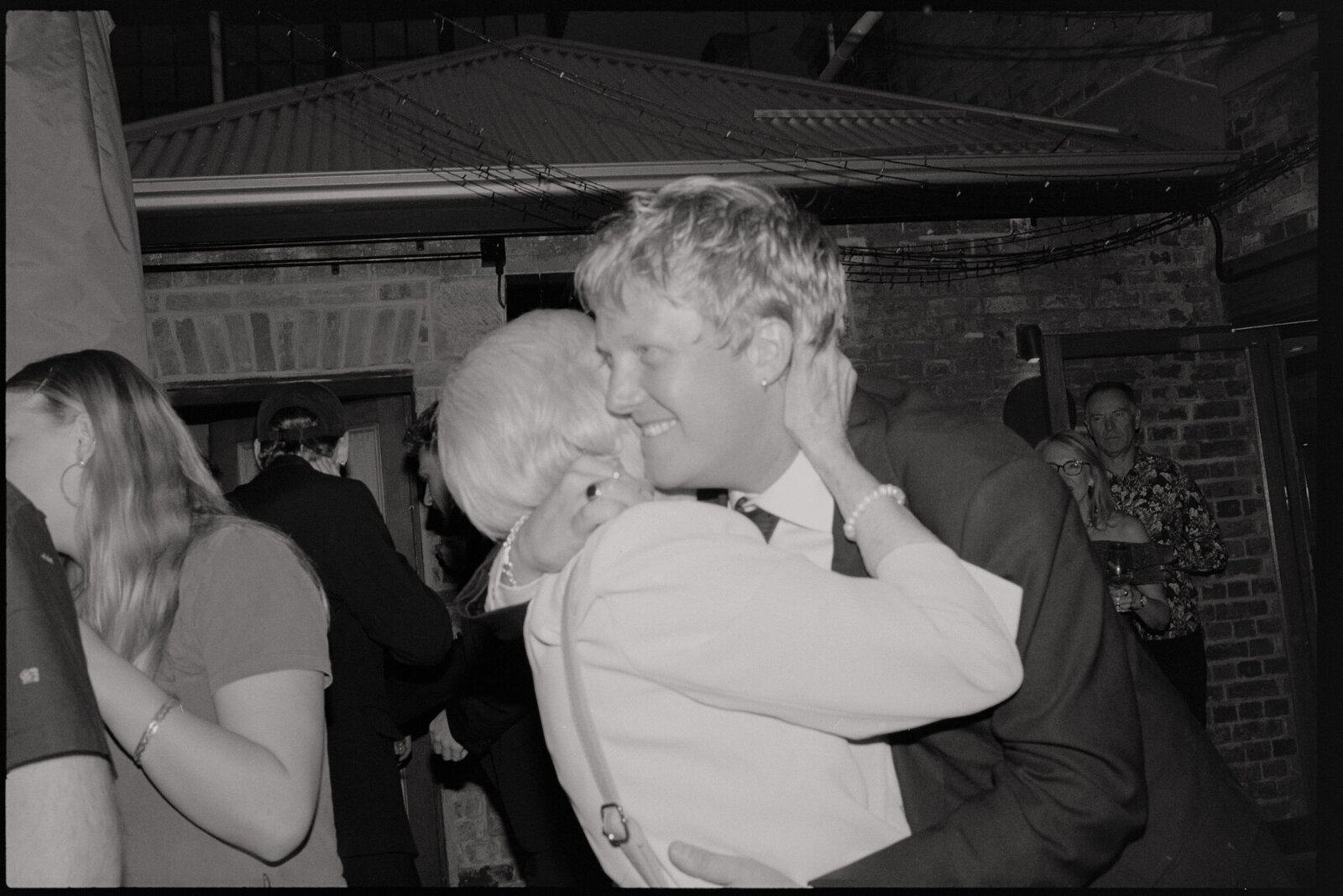 Australia-Film-Wedding-Photographer_Zara_Staples-182