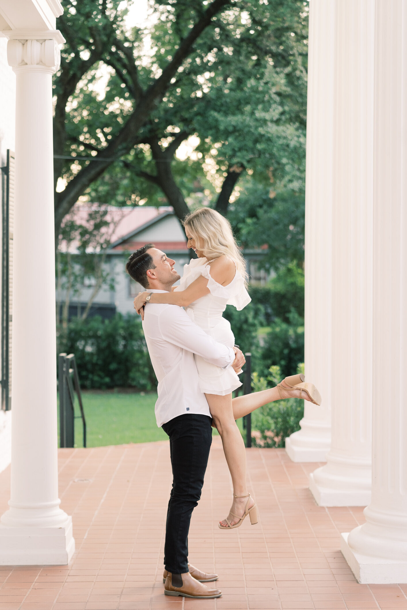 Woodbine-Mansion-Engagement-Session-Holly-Marie-Photography-19