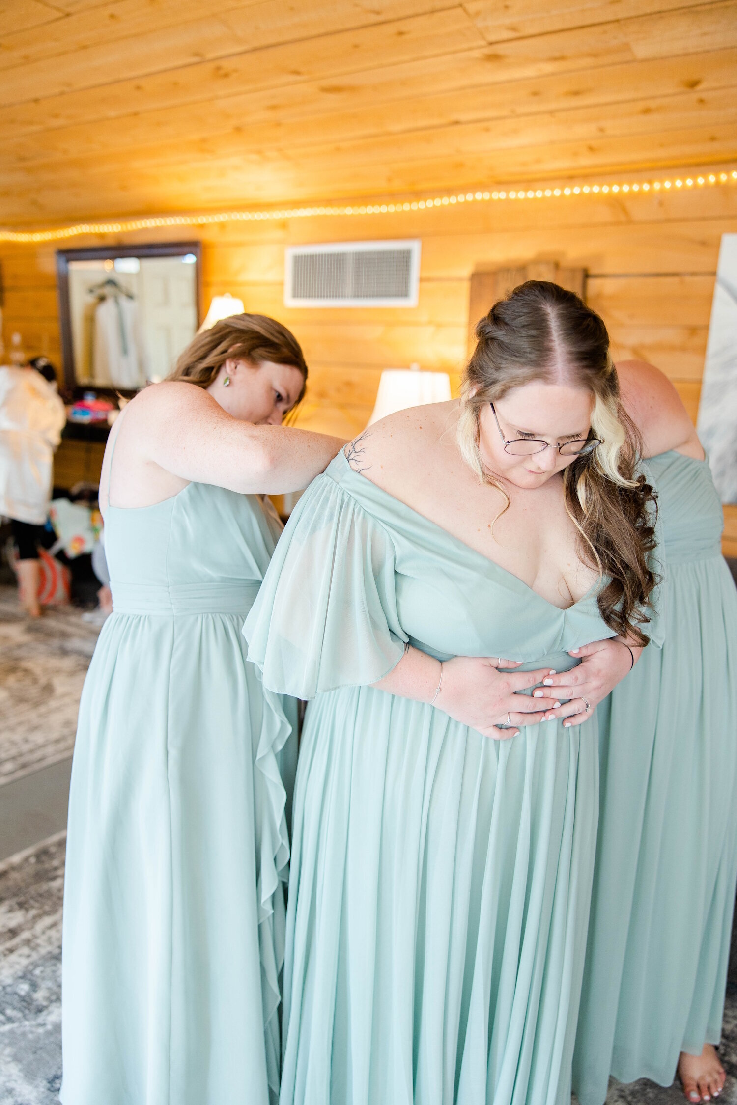 2022 08 14_Elle Josh Wedding_Nuzzos Farm_Branford CT_01-GettingReady-31