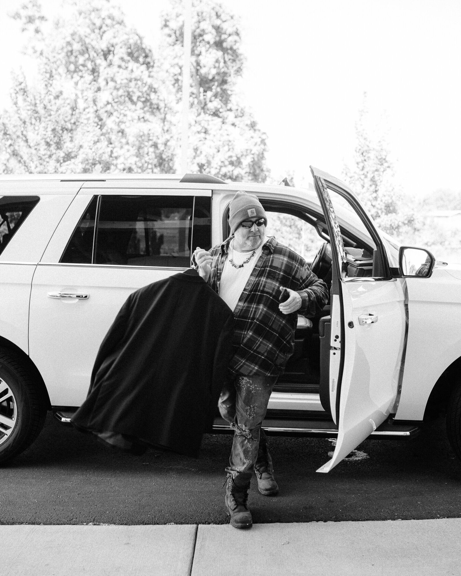 Saenz The Farmhouse KC Event Venue Wedding32