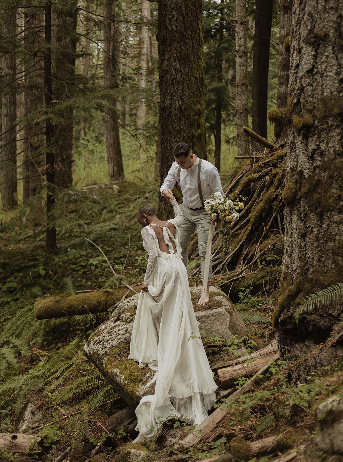 SNOQUALMIE-WASHINGTON-MUSHROOM-ELOPEMENT-103