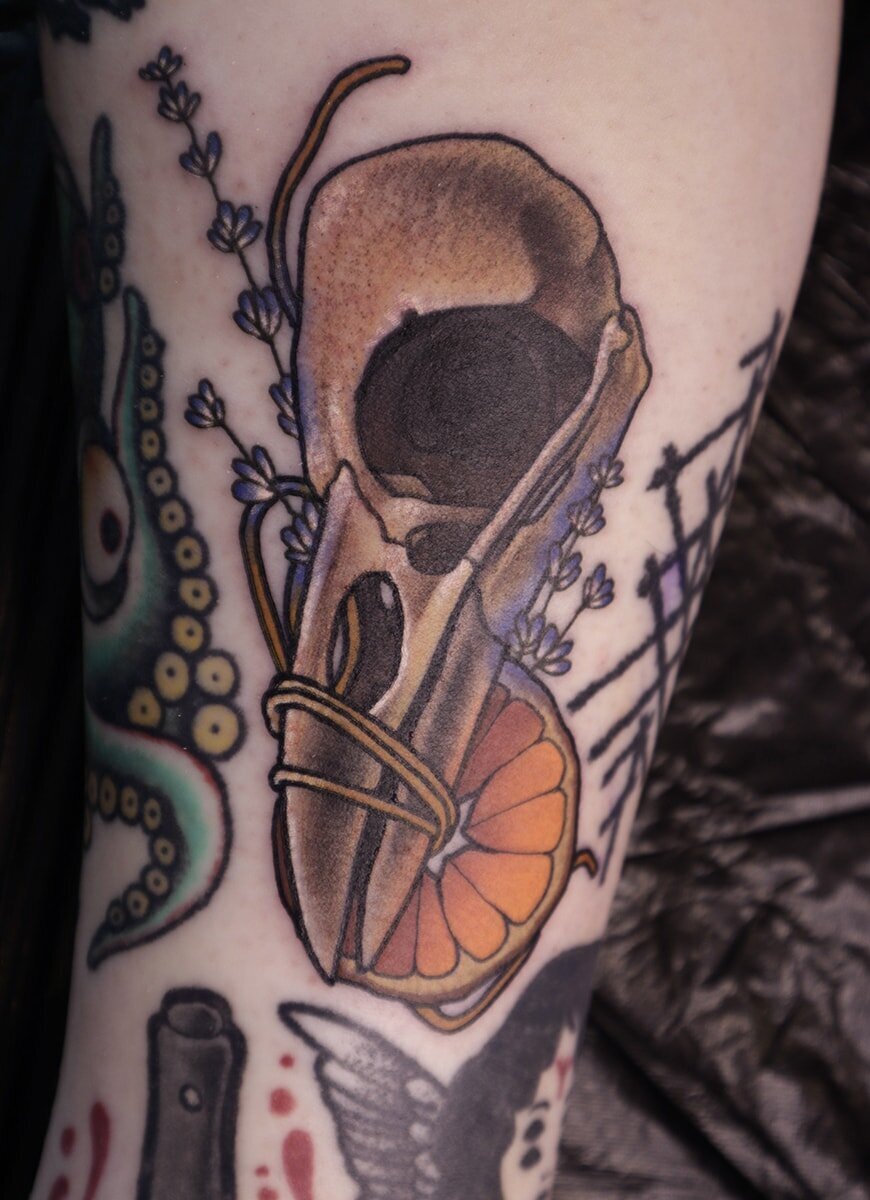 beccsla-rebecca-knutsson-tatuerare-i-bastad-artcore-tattoo-neo-traditional-tatuering-1