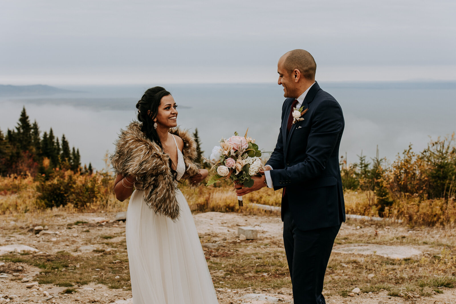 love-is-nord-quebec-photographe-mariage-intime-elopement-wedding-massif-charlevoix-0005