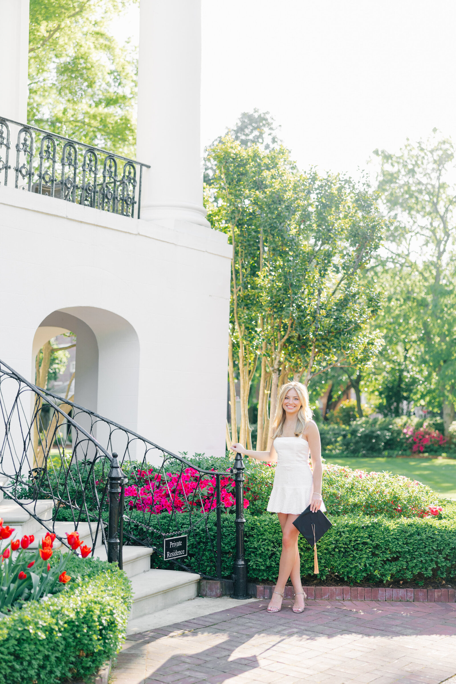 The University of Alabama Grad Session _ Lauren Elliott Photography _ Madison Bush-51