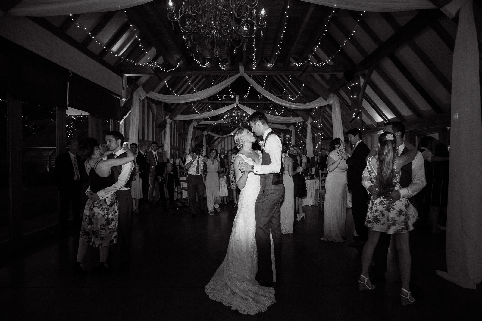 adorlee-160-wedding-photographer-chichester-west-sussex