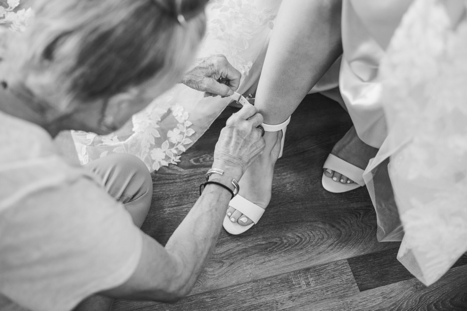 black and white wedding photography in Boise Utah