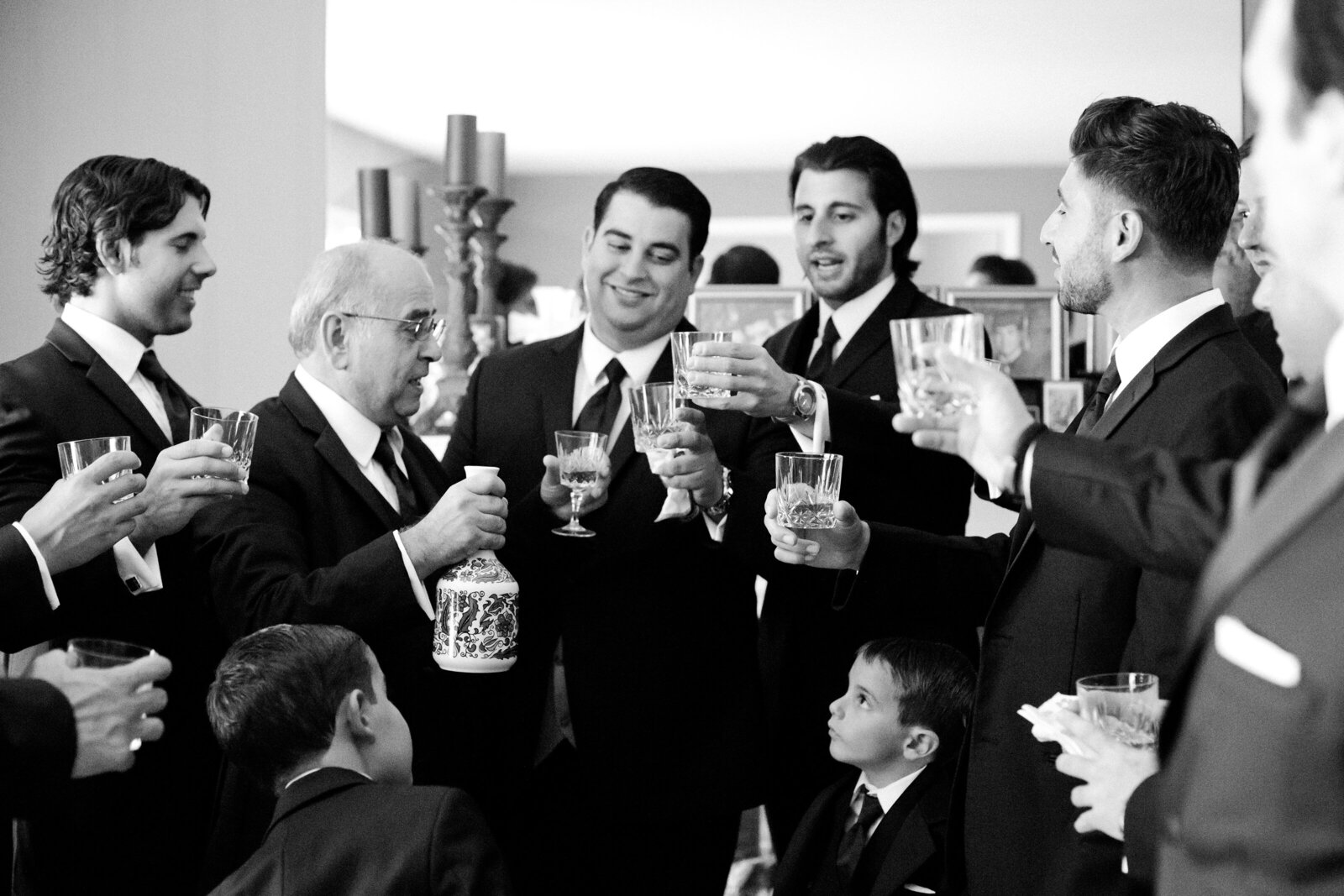Greek-wedding-groomsmen-toast