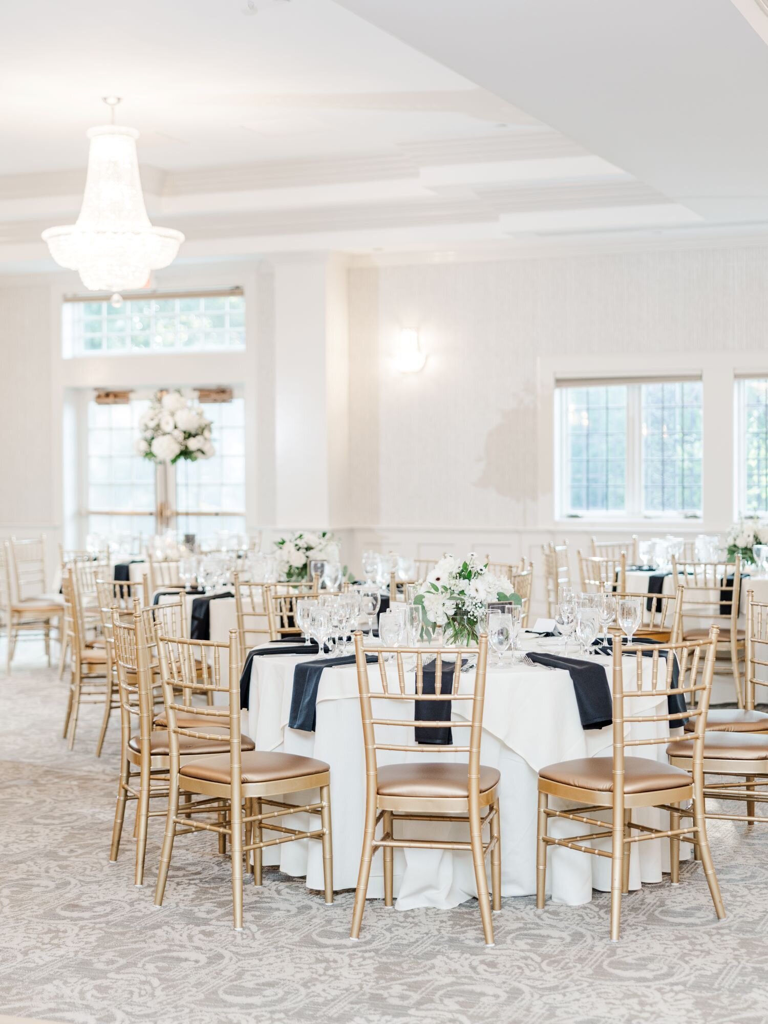 amberworks-floral-wedding-saint-clements-castle-portland-ct-15