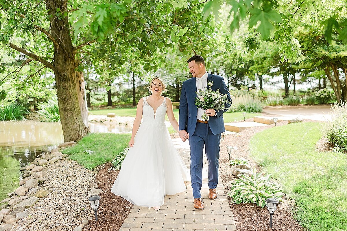 Mint Green & Navy Summer Wedding at Pear Tree Estate | Champaign, IL_0023