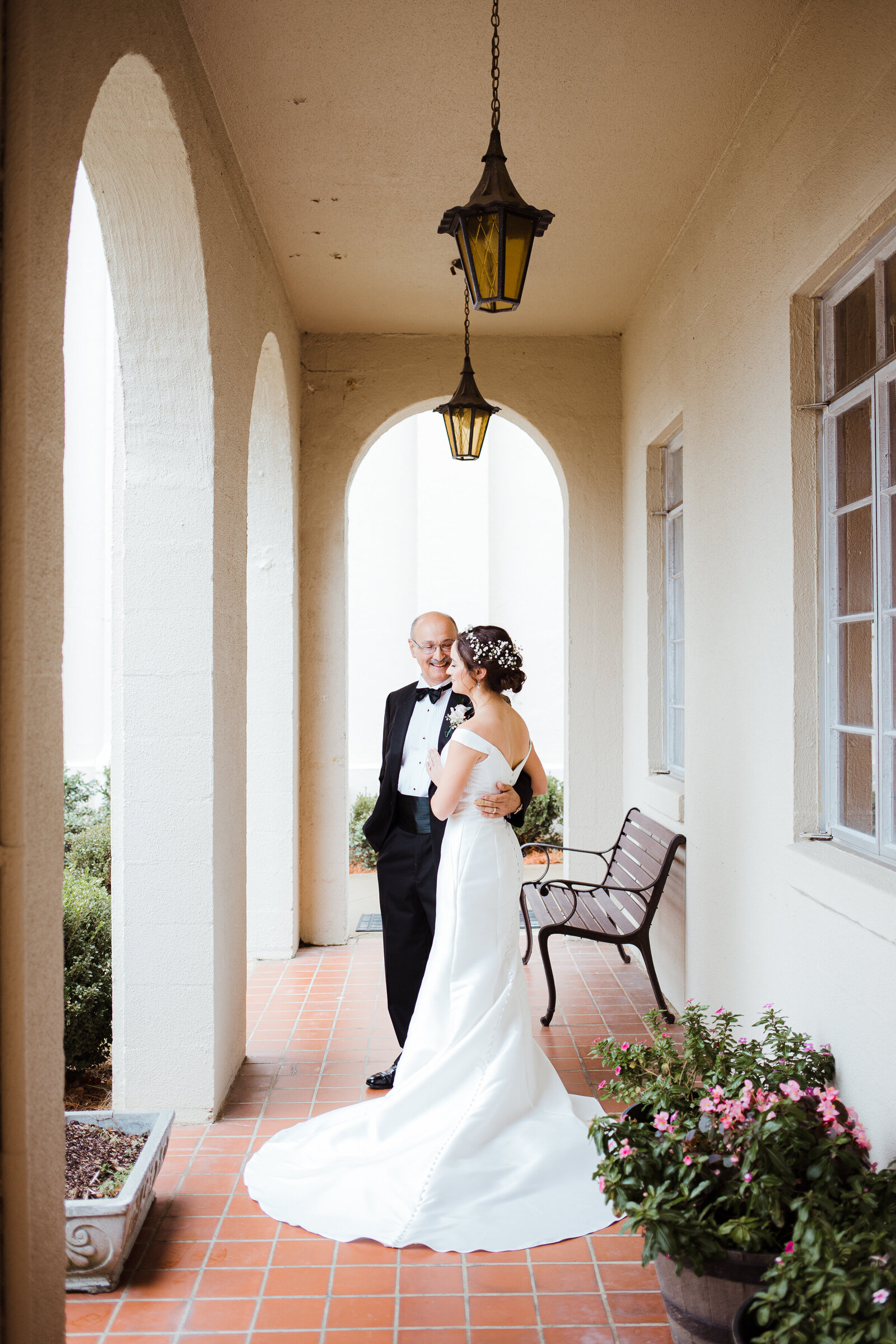 Christine Quarte Photography - First Look with Dad Bride