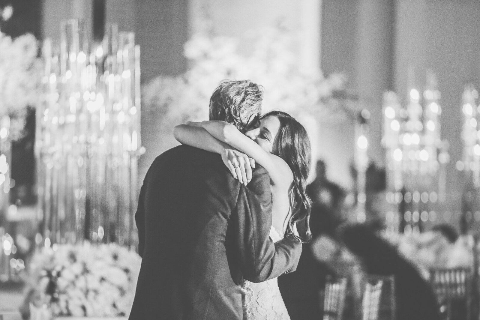 bride-hugging-the-boca