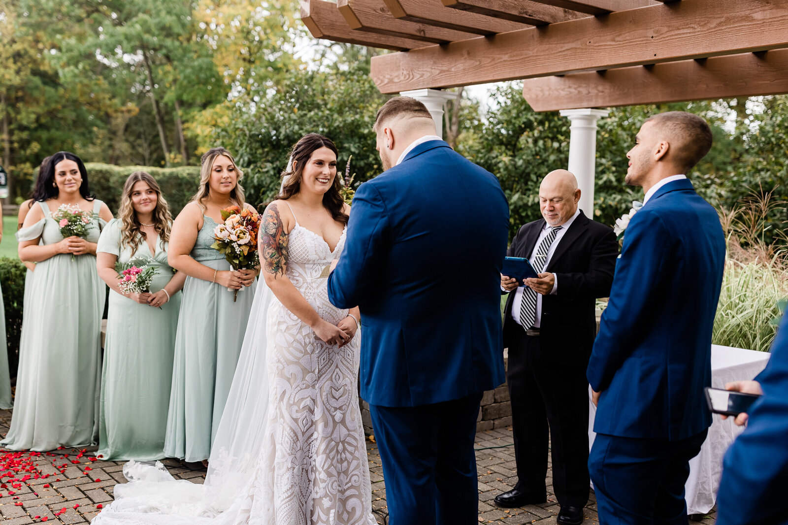 FERN_HILL_GOLF_CLUB_MICHIGAN_WEDDING_PHOTOGRAPHER_COURTNEY_LUSHAJ_PHOTOGRAPHY_1