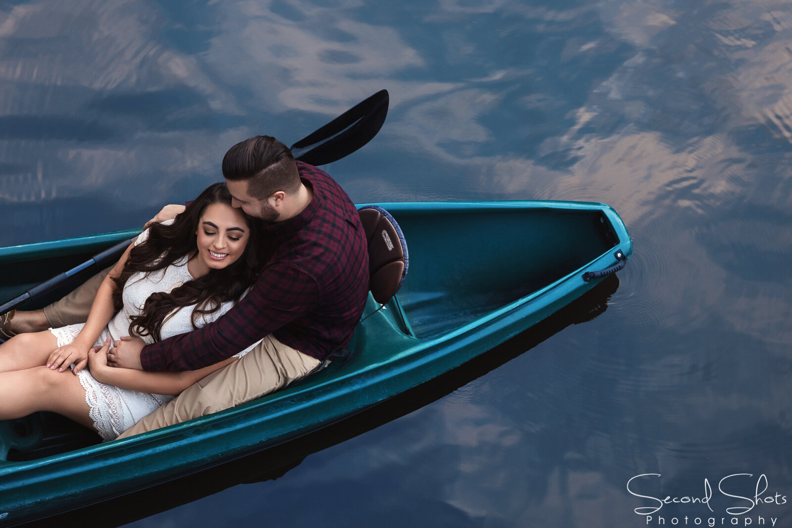 034 Canoe Themed Engagement Photos