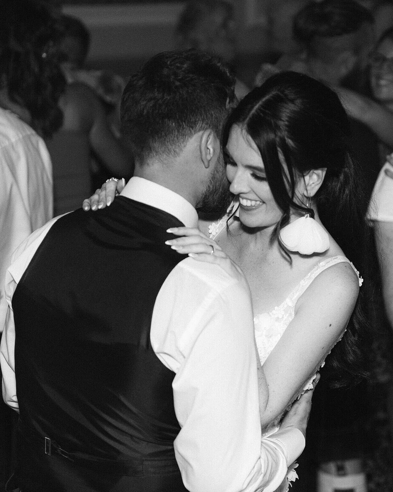 Timeless wedding photos