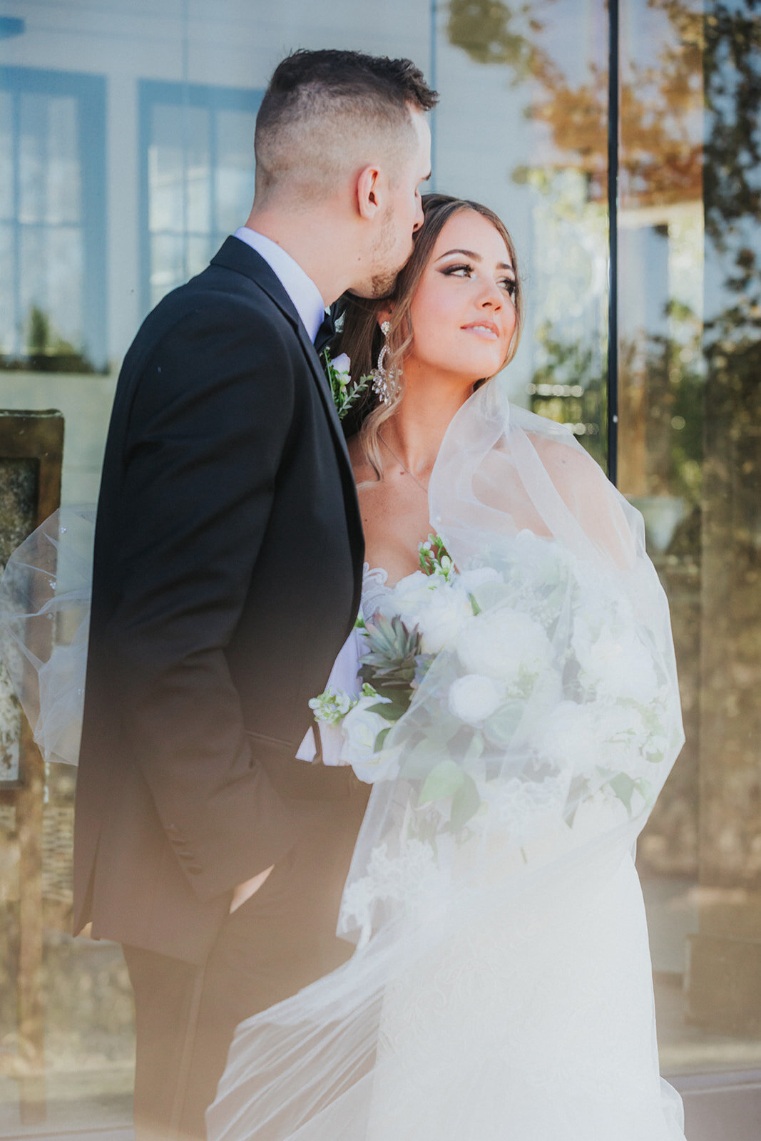 Barn at Smith Lake Wedding Alabama
