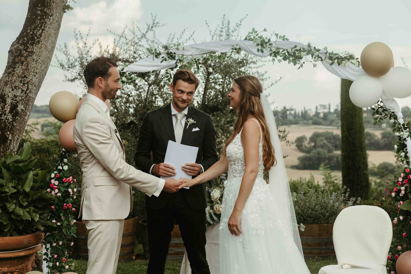 Getframedphotography-Italy-Toscane-weddingshoot-trouwen-bruiloft-trouwfotograaf-destinationweddint-italianwedding-130