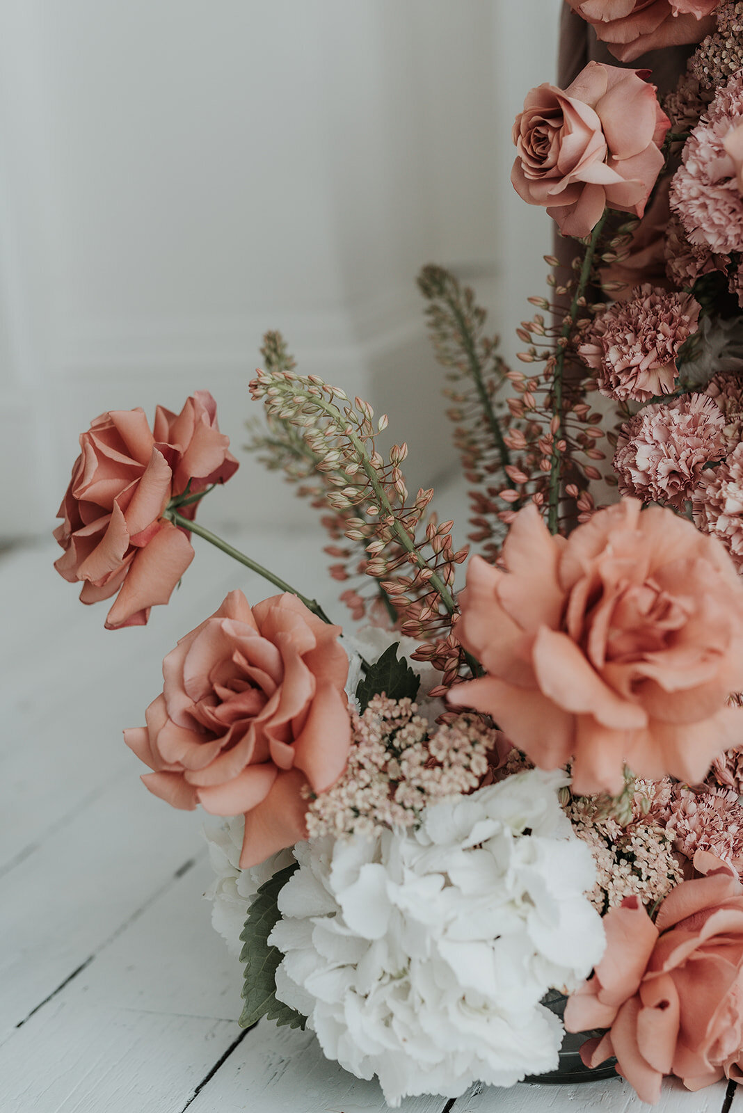 Sussex wedding florist (3)