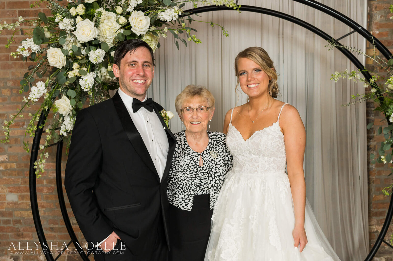 Wedding-at-The-Factory-on-Barclay-in-Milwaukee-0616