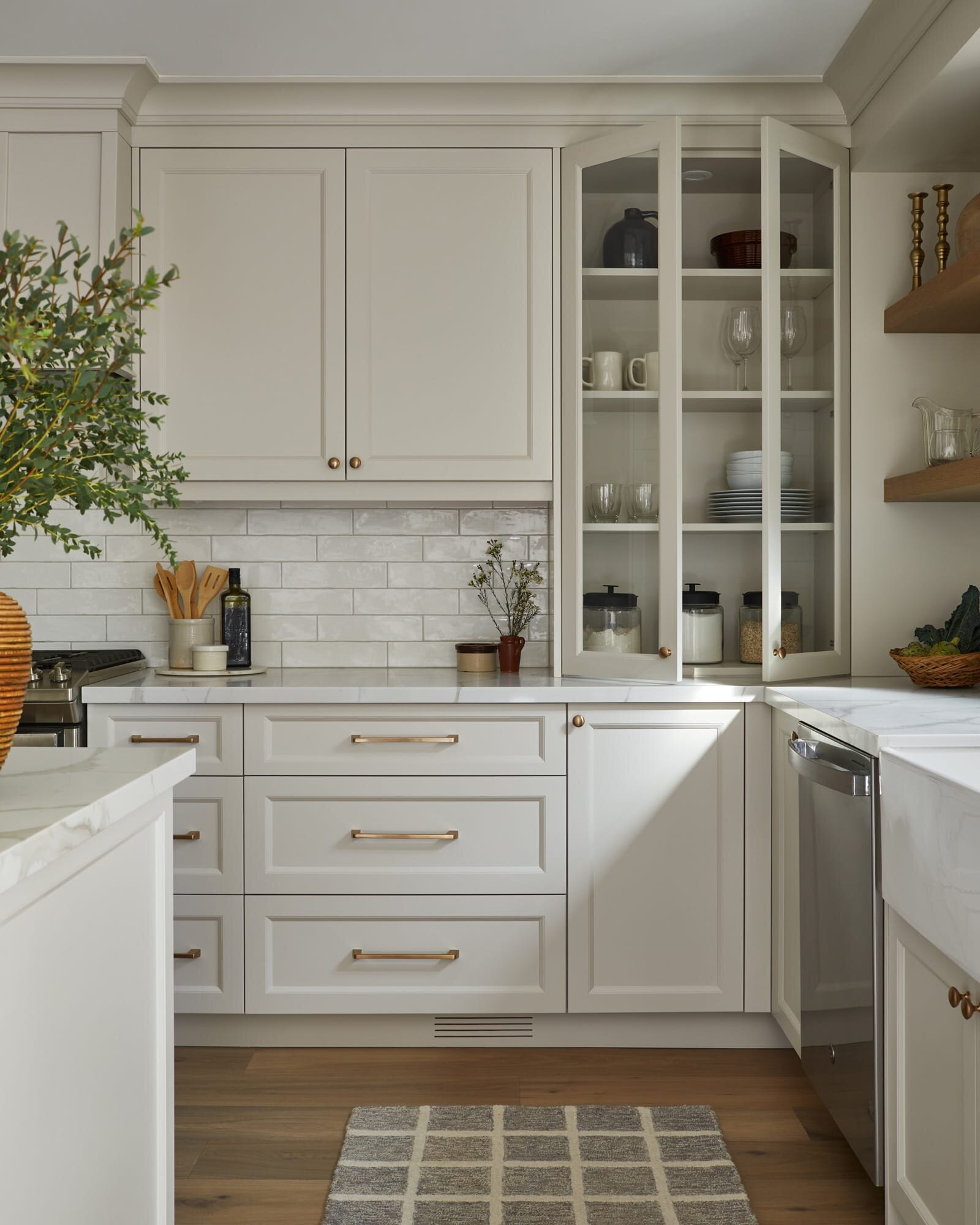 KaylaDanielsInteriors_Chatsworth_04_Cabinet