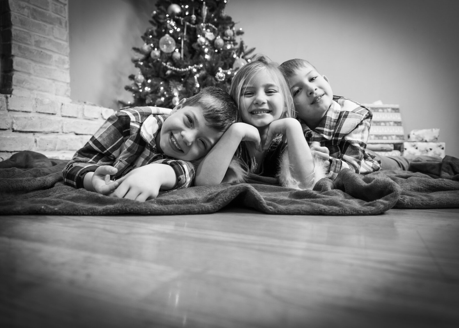 kids portraits black and white