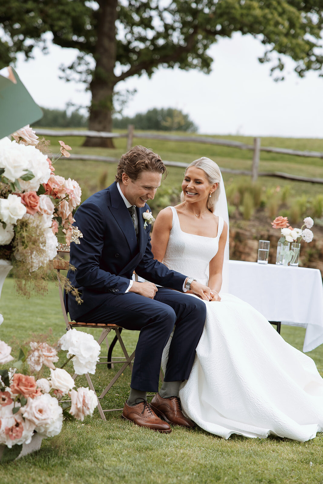 Limekiln wedding flowers (20)