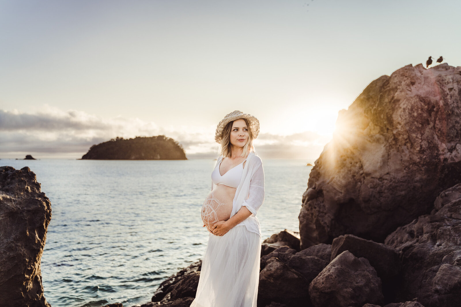 MountMaunganui-photographer-maternity-beach-water-24-2